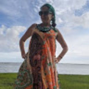 Meet your Posher, Leeann